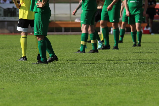 中超比赛亮点：上海申花绝杀广州队,