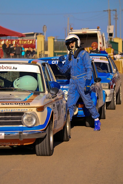 的年轻前锋 的年轻前锋